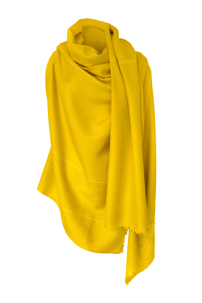 Stylish and sustainable wool cape in yellow for women made by julahas 