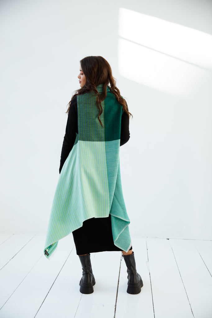 Embroidered Green Cape for petite sized women JULAHAS
