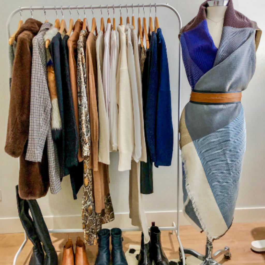 What is a Wardrobe Challenge? (+ Why and How to Do It)
