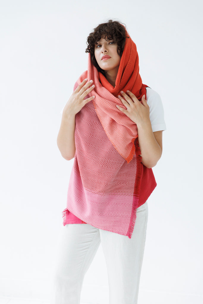 Coral and red cotton cape JULAHAS Vegan