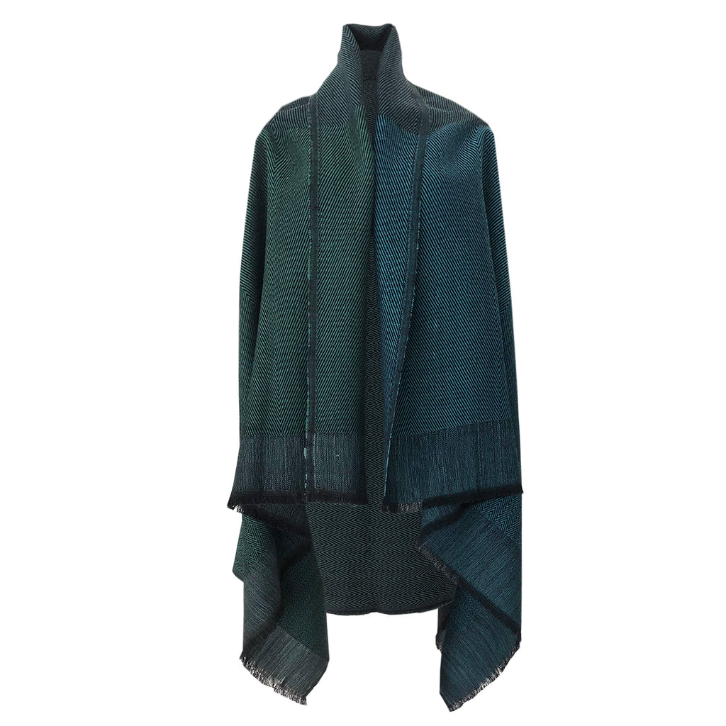 Shop sustainable plus size soft wool cape in teal green JULAHAS+ Daria Zanskar