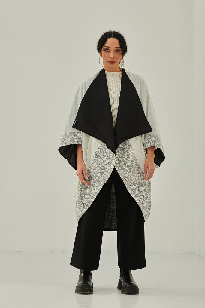 Shop Black and white block print cotton kimono for women JIVA Kimono Sky - JULAHAS