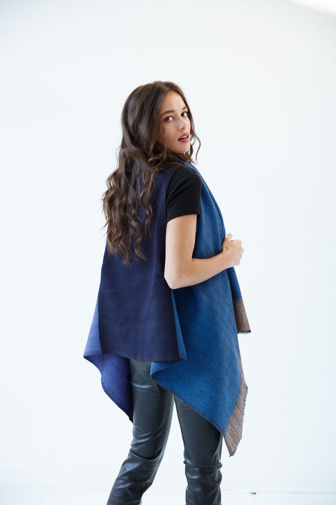 Petite sized purple wool cape for women julahas